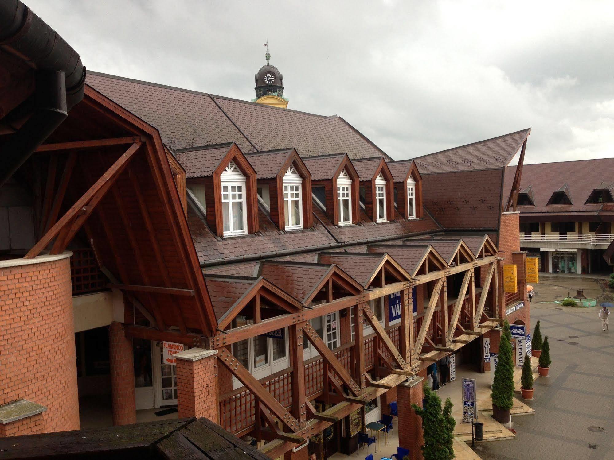 Kálvin Vendégszobák Debrecen Exterior foto